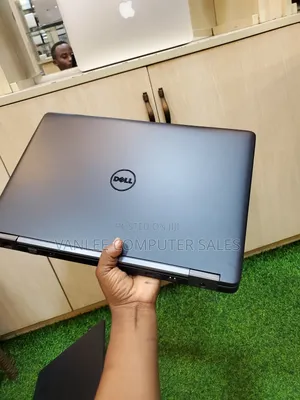 Laptop Dell Latitude E5550 8GB Intel Core I5 HDD 500GB