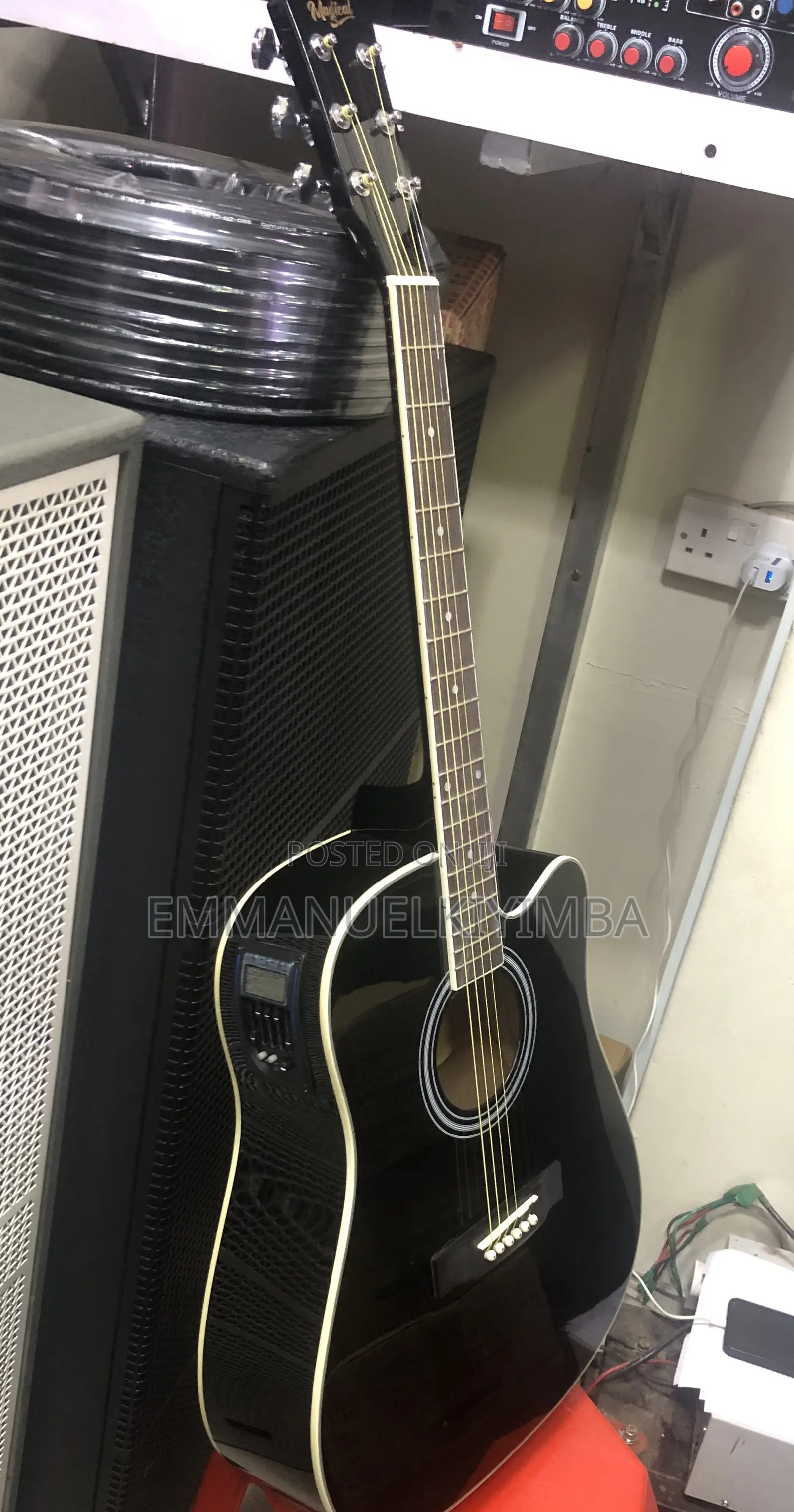 Magical Acoustic Guitar Black N
