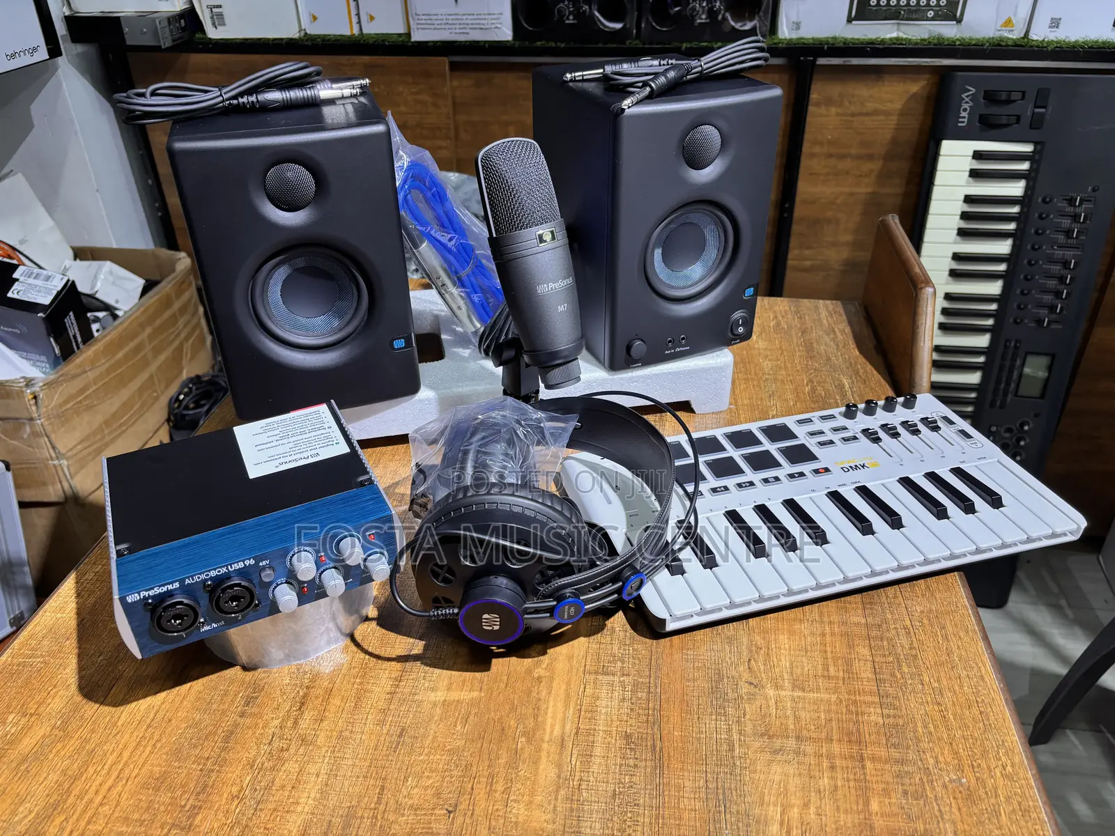Presonus Studio Bundle. Complete Home Studio