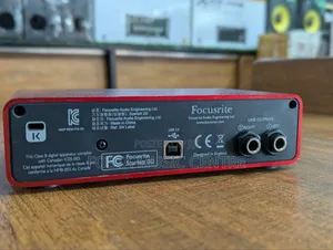 Focusrite 2i2 Sound Card