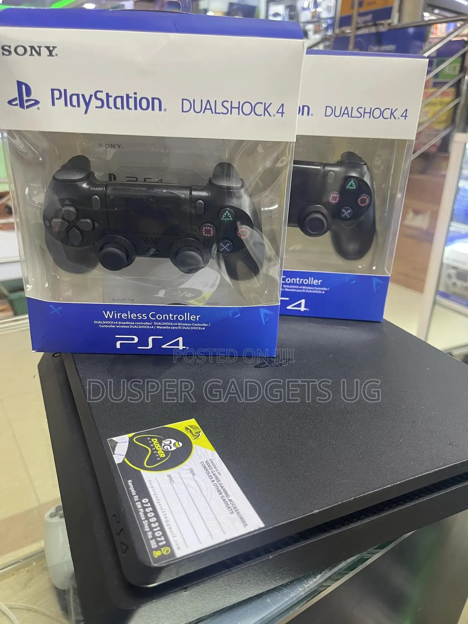 Ps4 Slim 8 Games 2 Pads