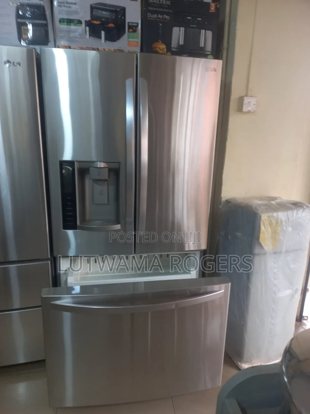 Lg French Doors Fridge 700ltrs