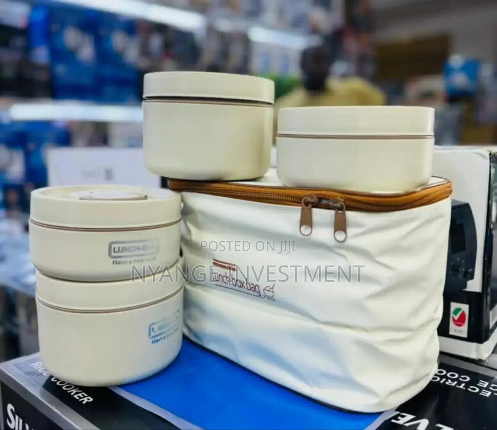 Lunch Box. Ya Lunch Box