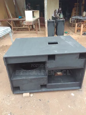 Empty Box 18