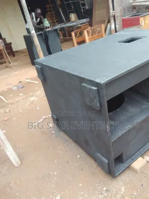 Empty Box 18