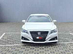 Toyota Crown 2018 White