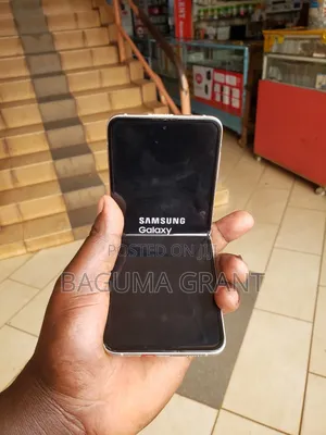 Samsung Galaxy Z Flip 3 128 GB Purple