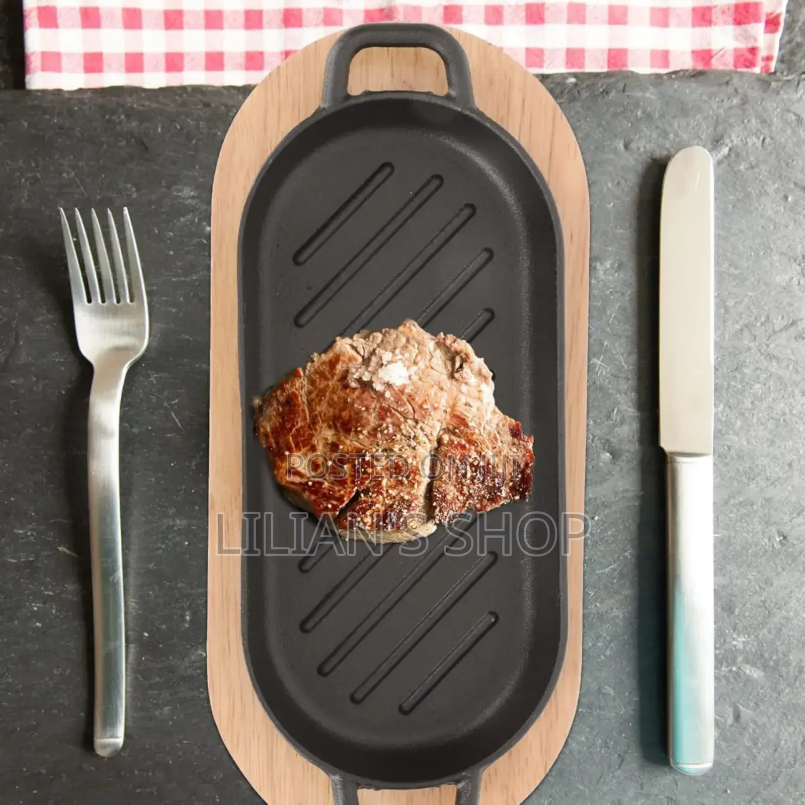 Cast Iron Grizzler Pan With Wooden Base