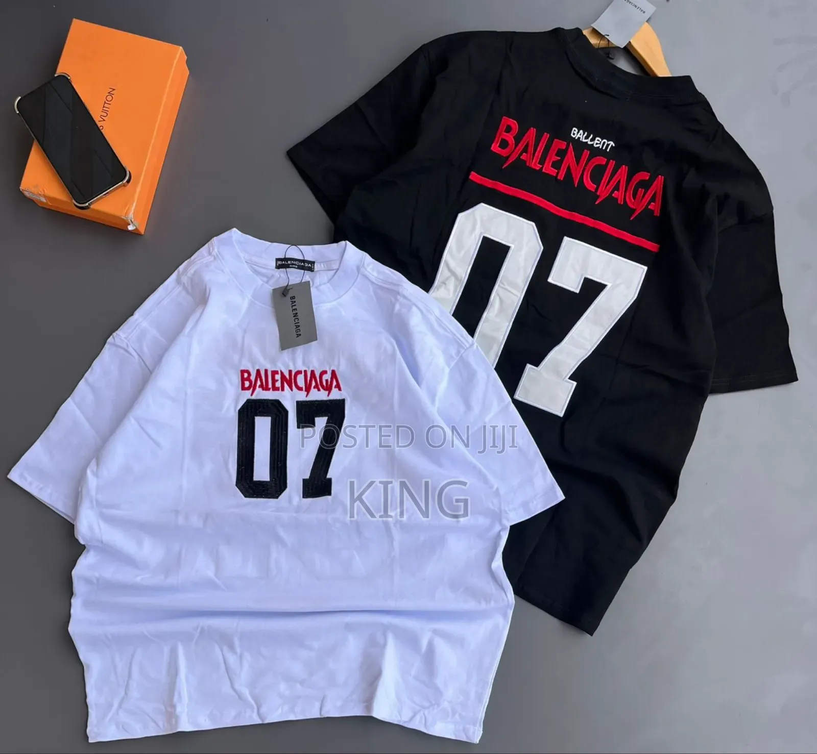 Indispensable T-Shirt