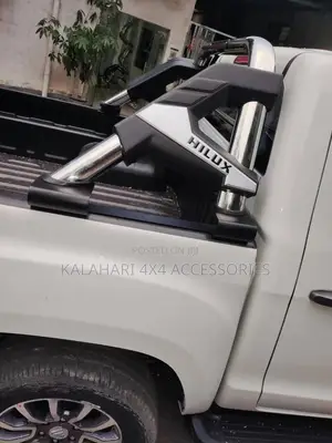 High Quality Stainless Steel Sport Roll Bar for Hilux