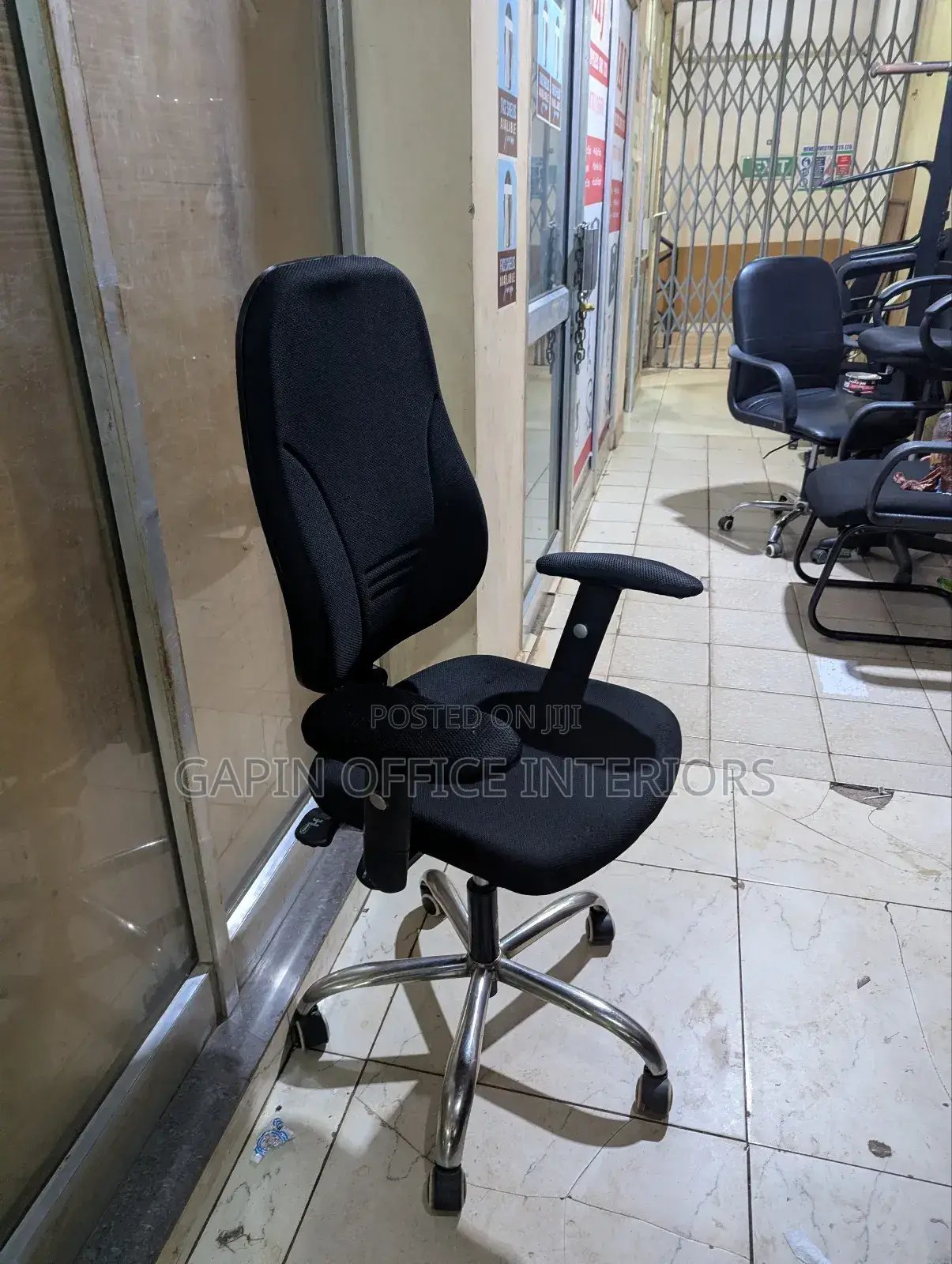 Second Hand Simple Chair, Adjustable Back, Armrests and Height
