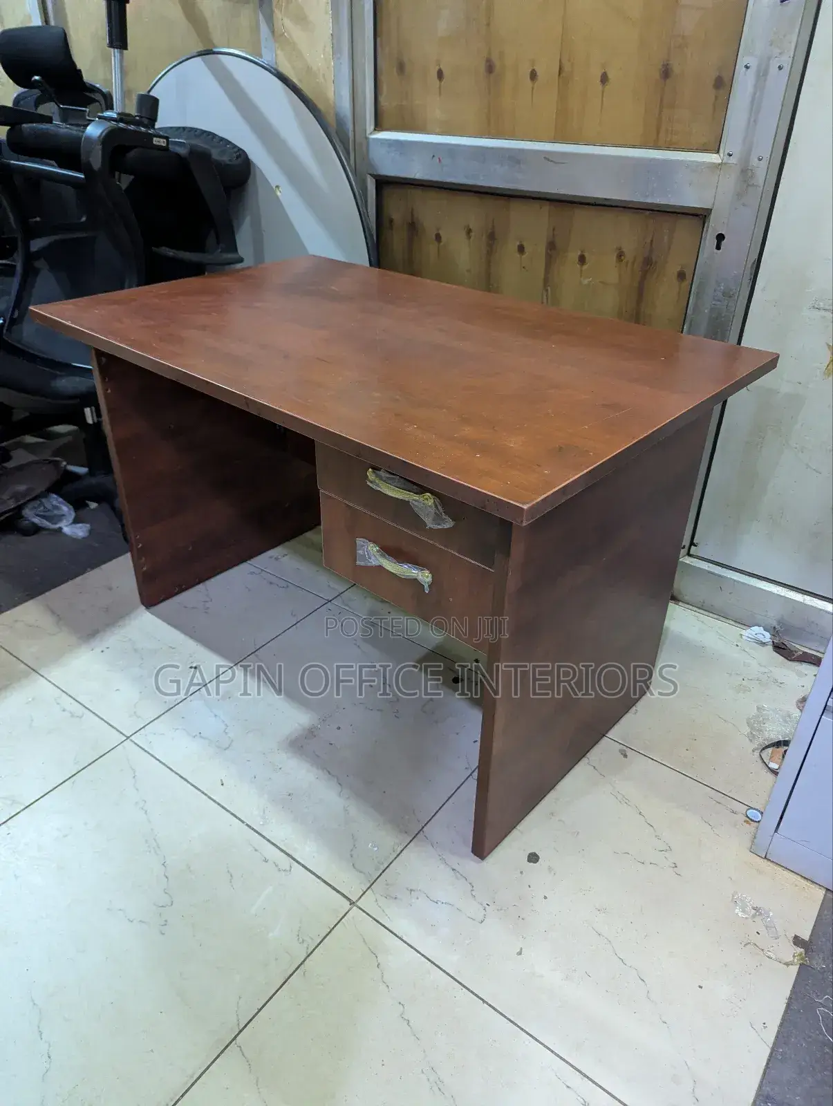 Office Desk// Office Table 120cm// 1.2 Metres, Very Durable