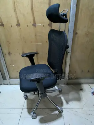 Second Hand Nice Looking Executive Back Mesh Office Chair