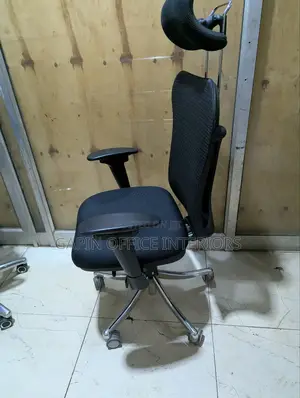 Second Hand Nice Looking Executive Back Mesh Office Chair