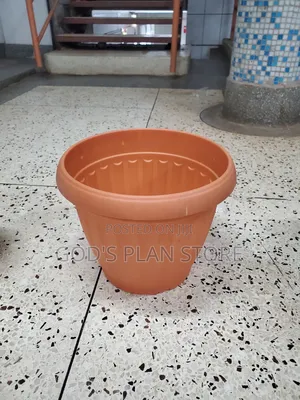 Generic Large Plastic Flower Pots