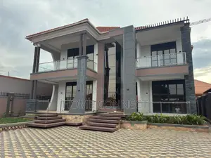 5bdrm Duplex in Rubaga, Central Division for rent