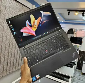 Laptop Lenovo Thinkpad L14 16GB Intel Core I5 SSHD+SSD 256GB