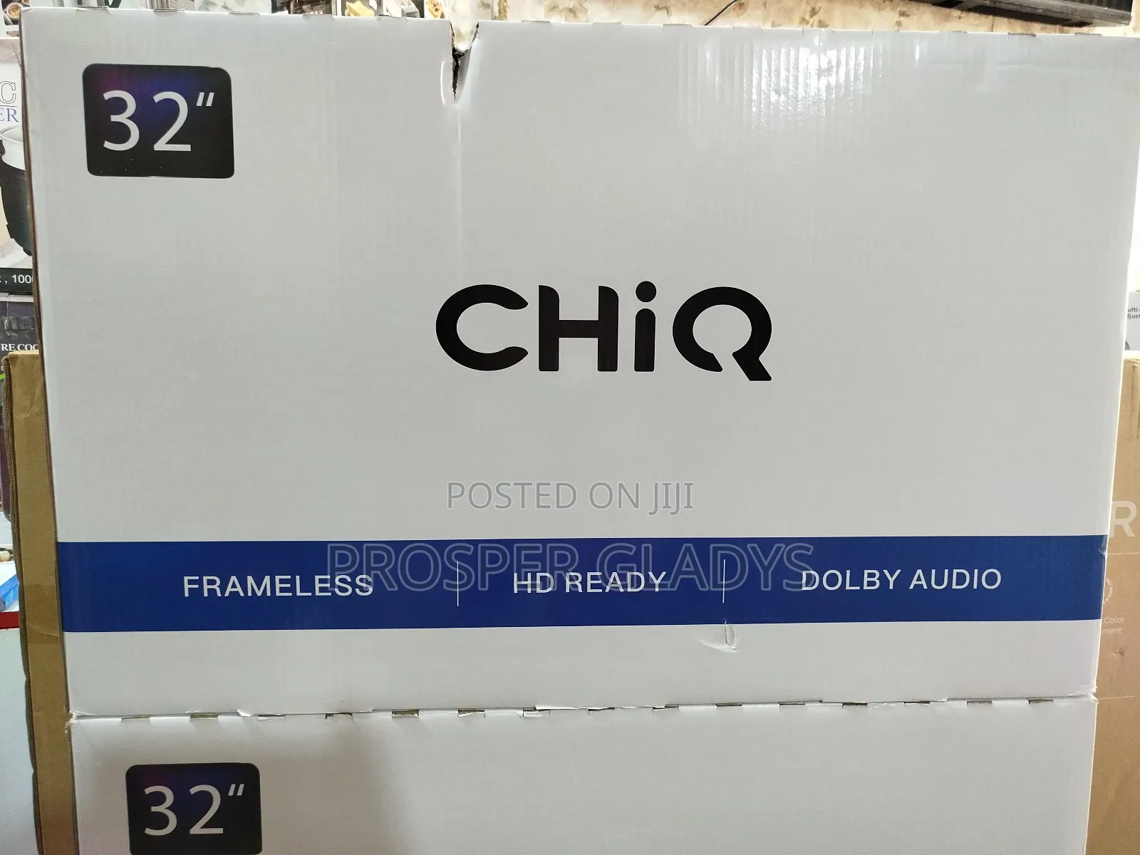Chiq 32 Digital Flat Screen Flameless