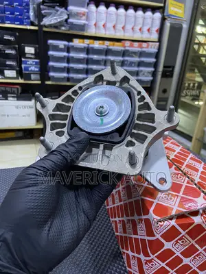 Mercedes Gearbox Mounting