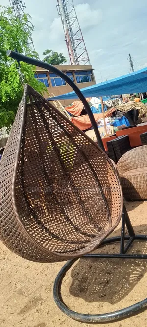 Compound Hanging Swing