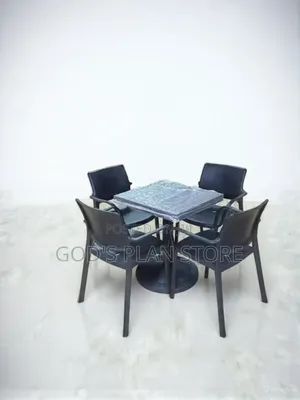Germany Plastic Chairs and Table Set for Restaurant