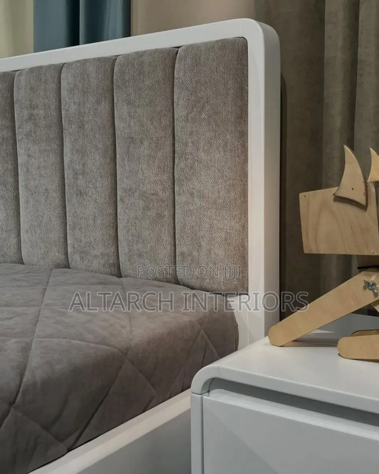 Modern Classic 5x6 White Bed in a Unique Design With Bedside Drawer