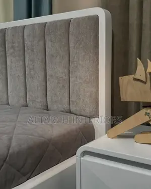 Modern Classic 5x6 White Bed in a Unique Design With Bedside Drawer