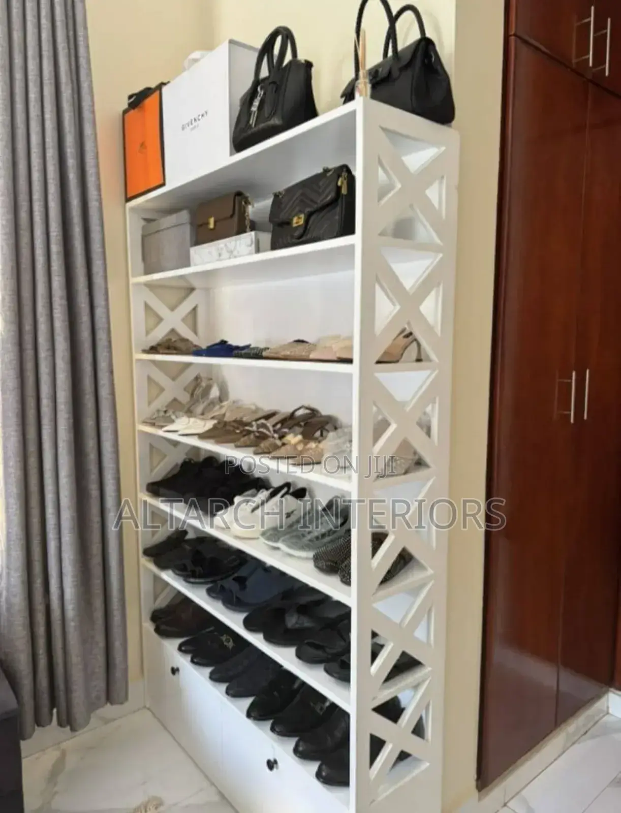 Simple 4x6 X Format Shoerack Well Finished in White and 2 Drawers Down