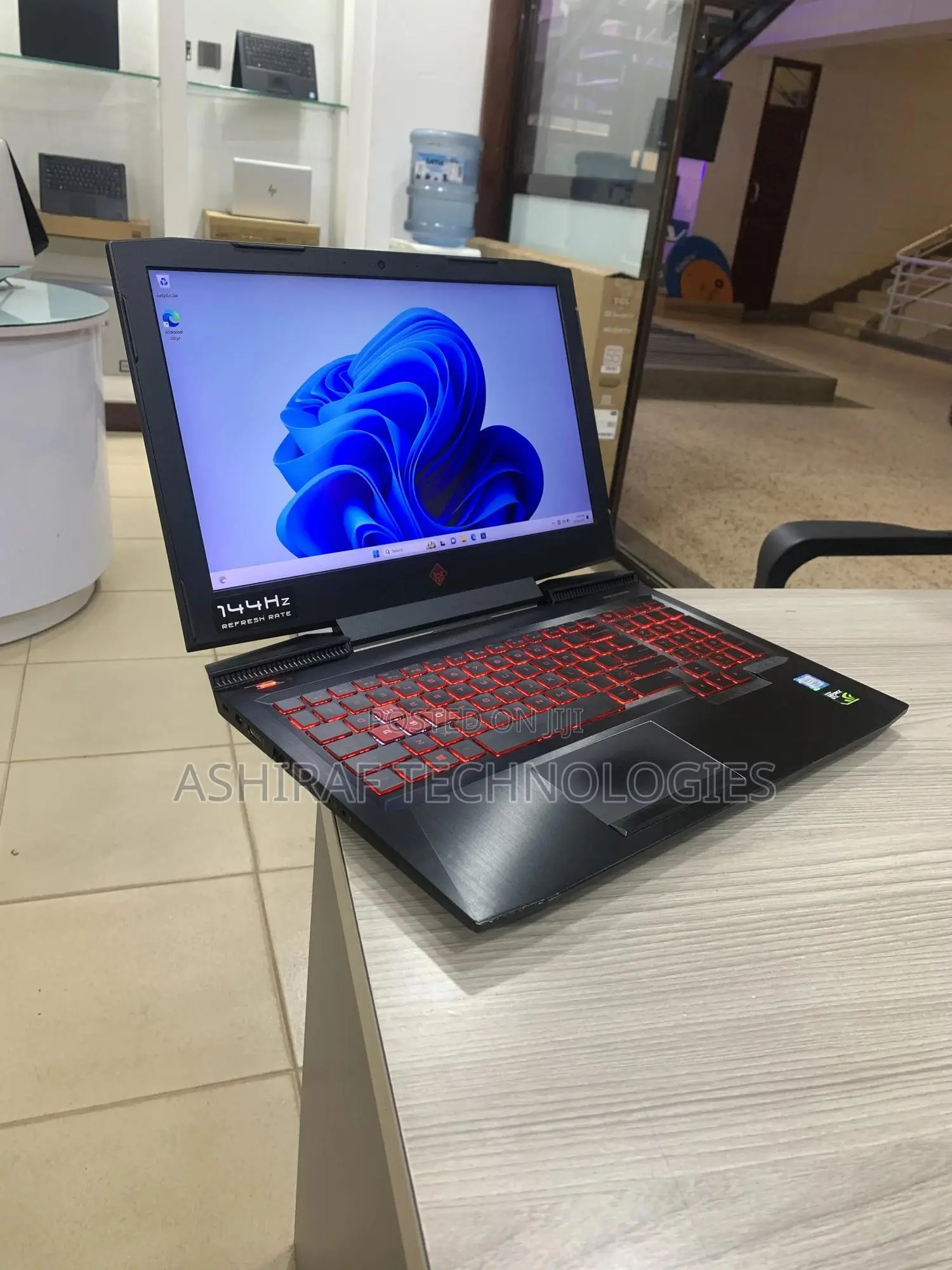 Laptop HP Omen 15-Ce0xx 16GB Intel Core I7 SSD 1T