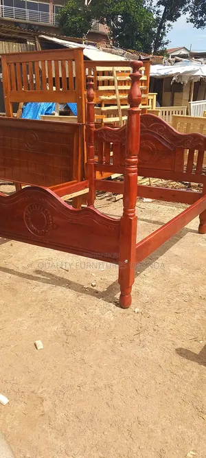 5*6 Netpoles/Brown Colored Bed