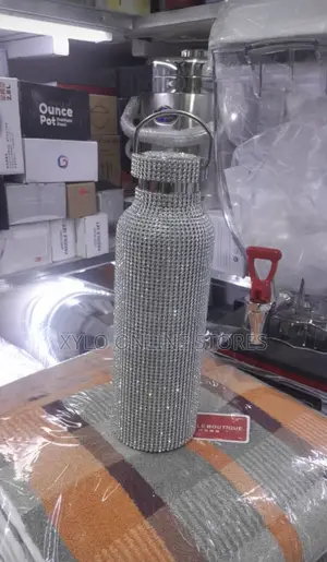 A Rhinestone Thermal Water Bottle