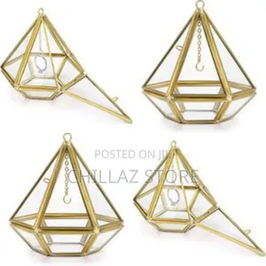 Geometric Acrylic Ring Display Holder.