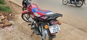 Bajaj CT 125X 2023 Red
