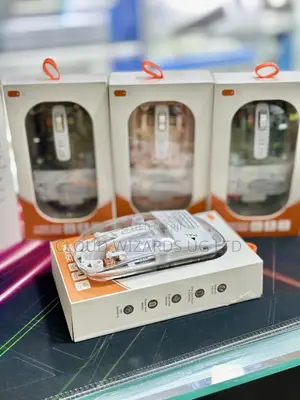 Transparent Wireless and Bluetooth Mice