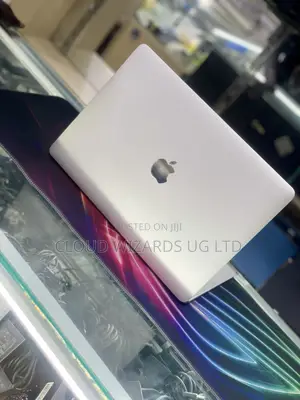 Laptop Apple MacBook Pro 2017 8GB Intel Core I5 SSHD (Hybrid) 256GB