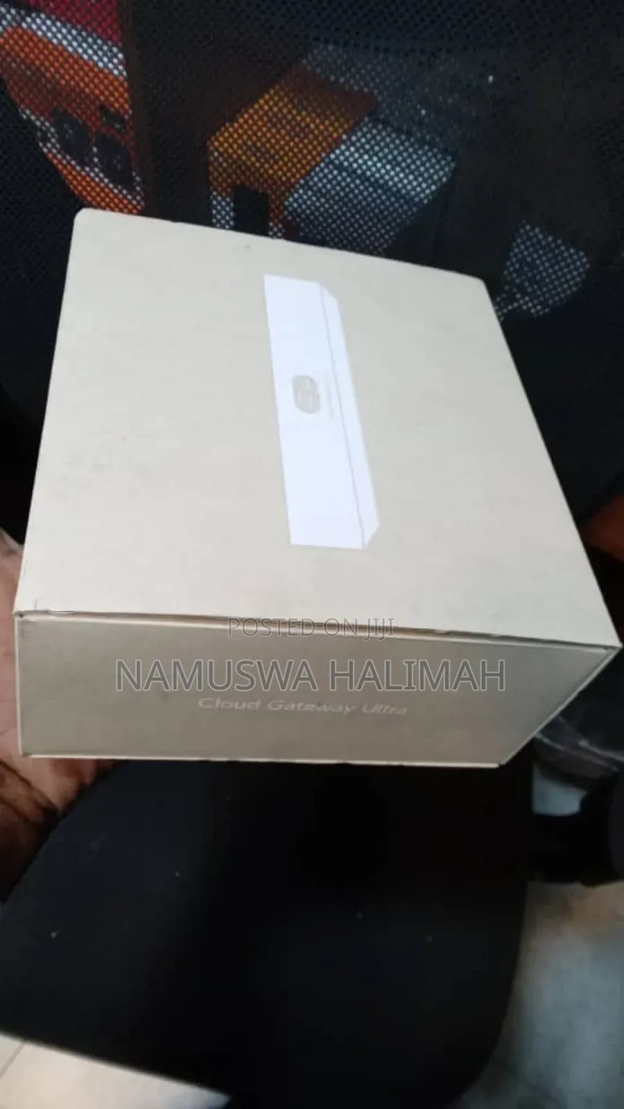 Ubiquiti Unifi Cloud Gateway Ultra.