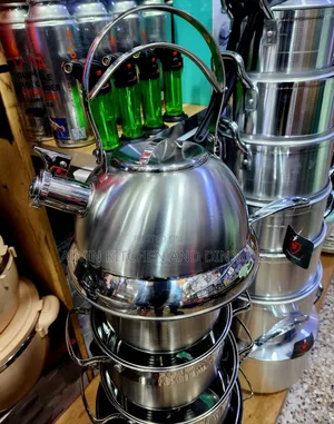 Stainless Steel Cook Ware Set.