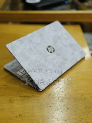 Laptop HP 15s 16GB AMD Ryzen 5 SSD 512GB