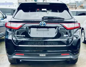 Toyota Harrier 2.0 2017 Black