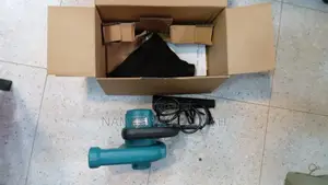 Makita M4001b Blower.