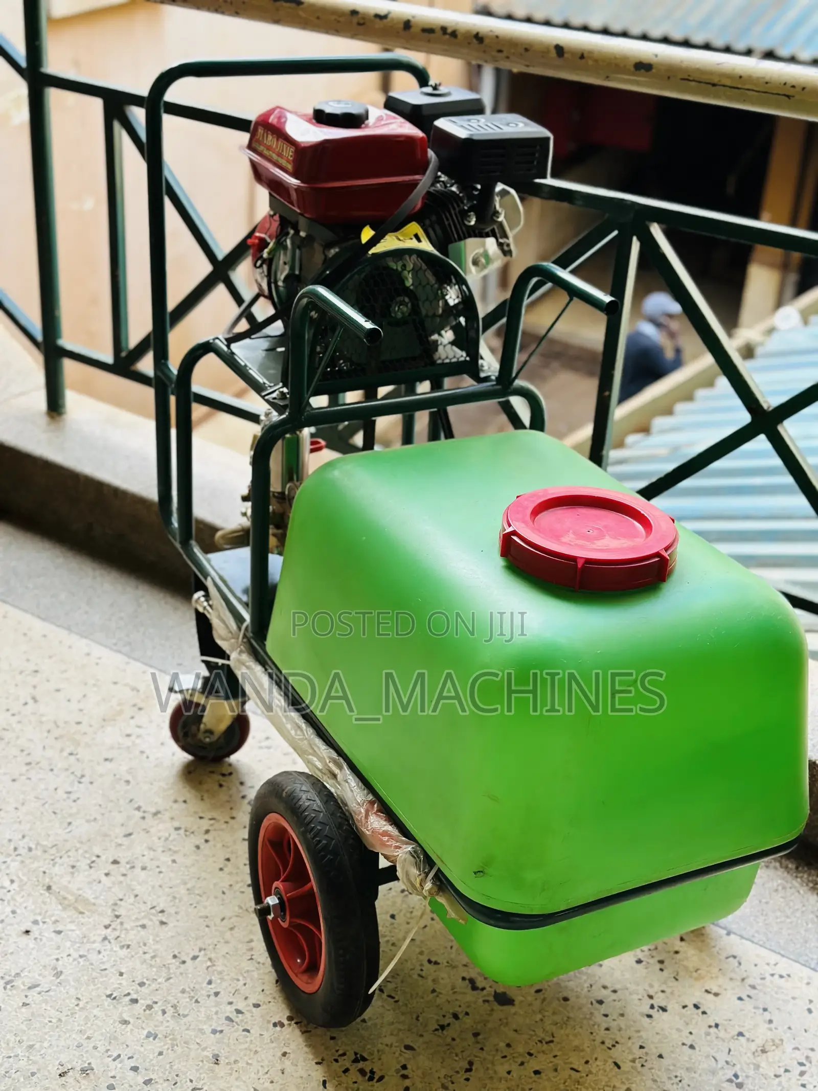 Motorised Power Sprayer Machine