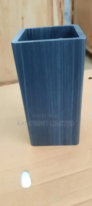 Pen Holder
