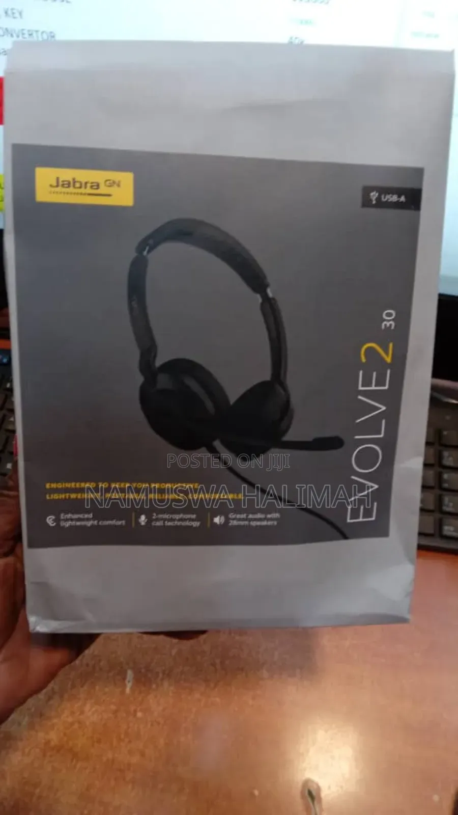 Jabra Evolve2 30 Headset.