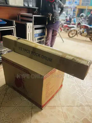 7pieces Brandnew Rock Drum Kit