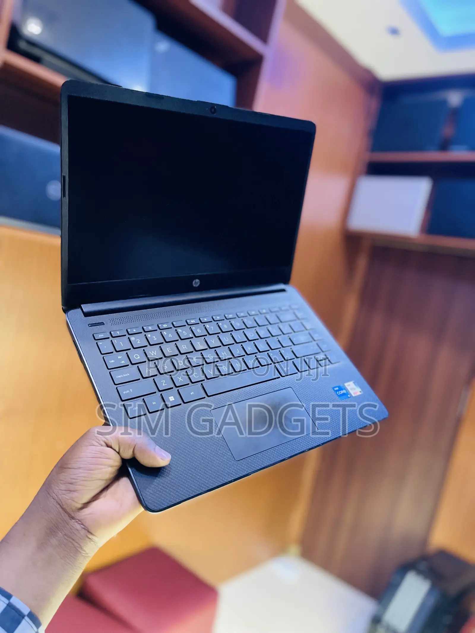 Laptop HP 14-Ep0063 8GB Intel Core I5 SSD 512GB