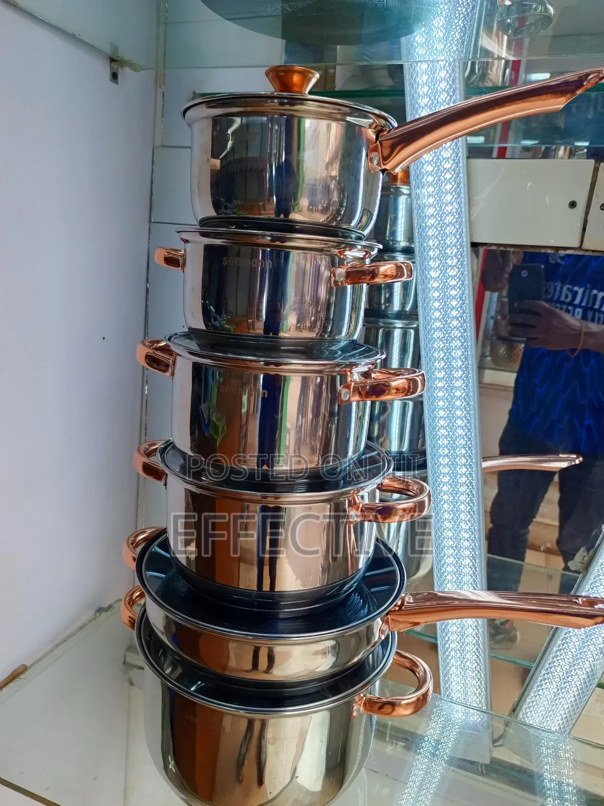 Seeman Cookware Set.