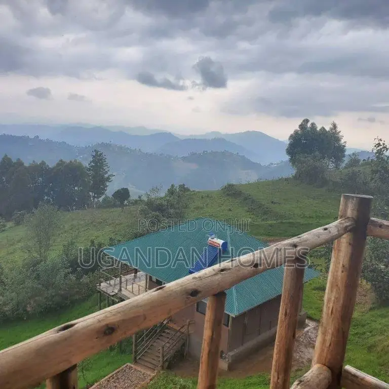 Luxurious Safari Lodge for Sale