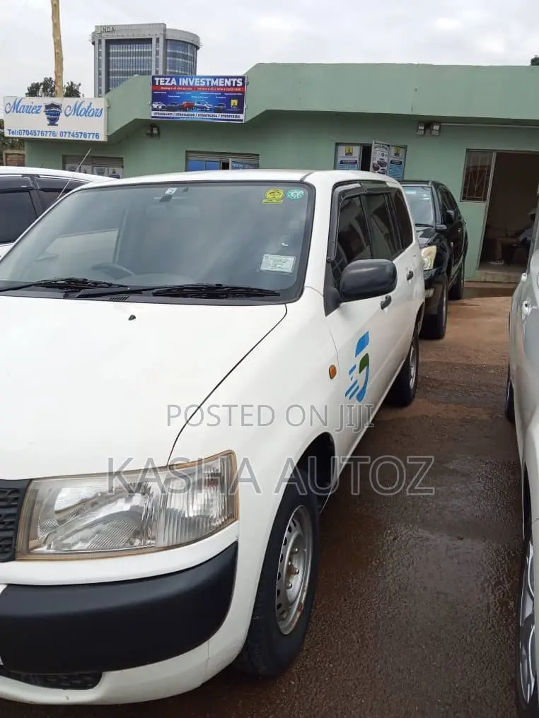 Toyota Probox 2012 White
