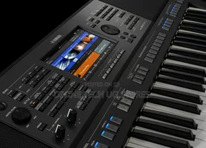 Yamaha PSR-Sx920 61-Key Arranger Workstation