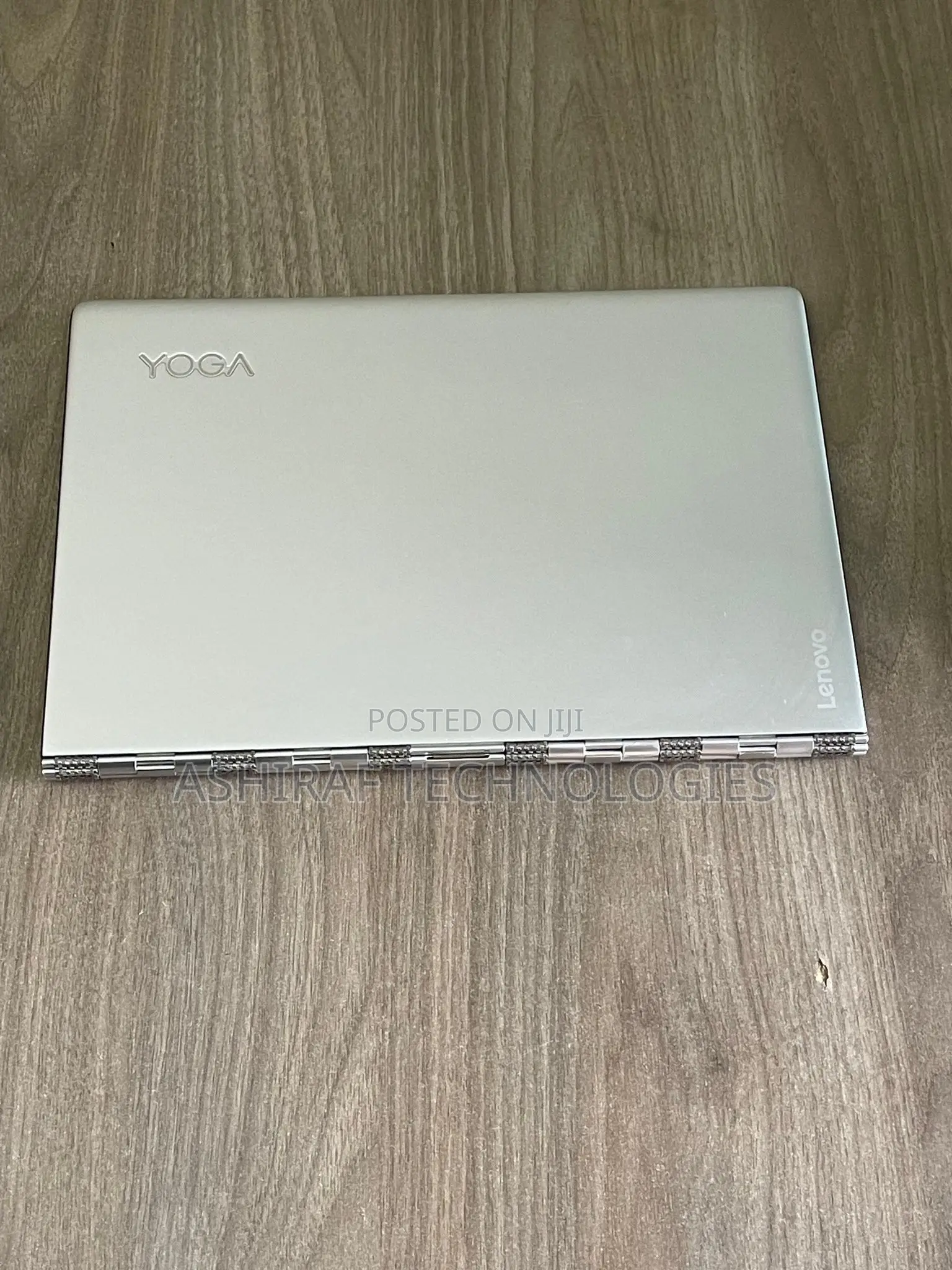 New Laptop Lenovo Yoga 910 8GB Intel Core i5 SSD 256GB